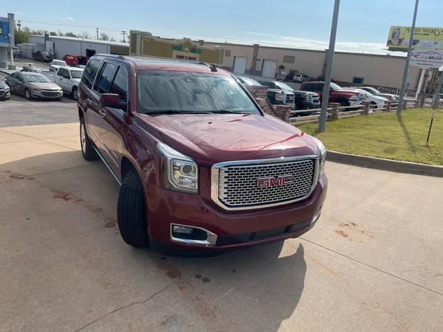 2016 GMC Yukon XL Denali 4WD photo