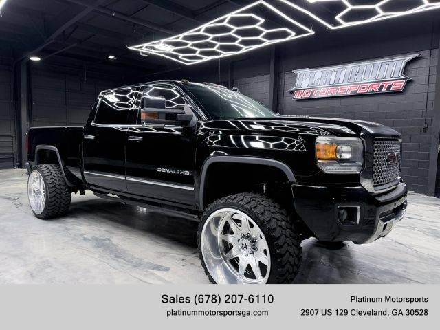 2015 GMC Sierra 2500HD Denali 4WD photo