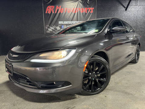 2016 Chrysler 200 S FWD photo