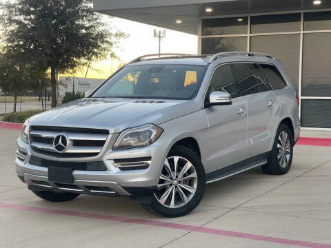 2016 Mercedes-Benz GL-Class GL 450 AWD photo