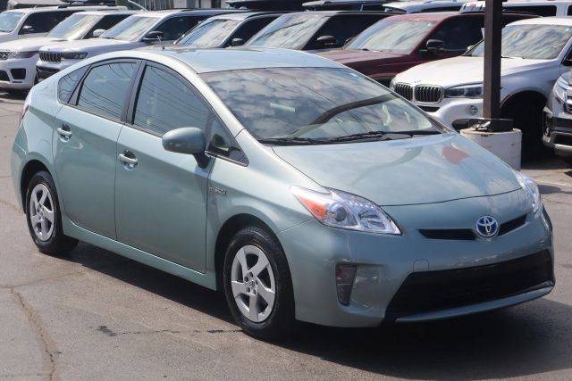 2015 Toyota Prius Two FWD photo