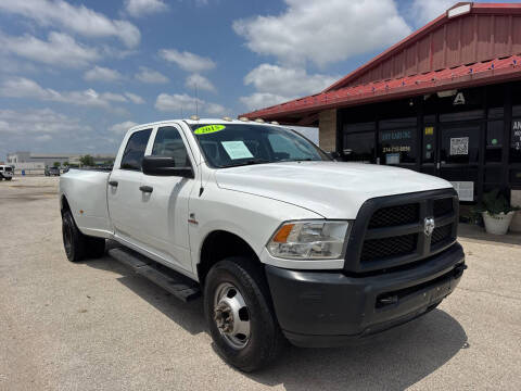 2015 Ram 3500 Tradesman 4WD photo