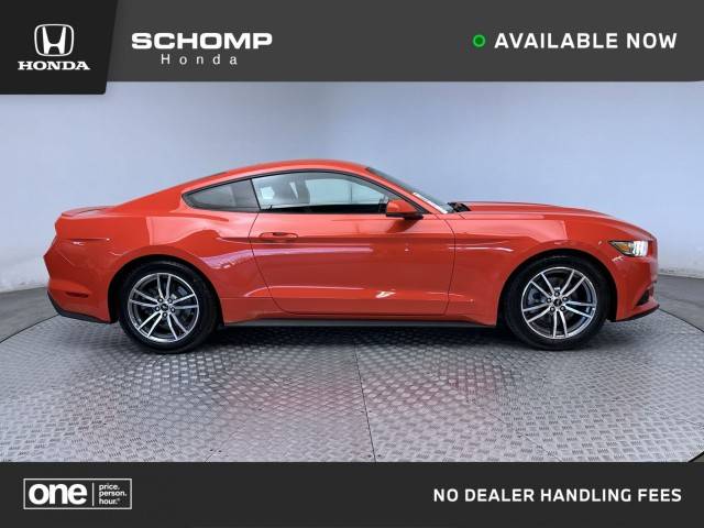 2015 Ford Mustang EcoBoost Premium RWD photo