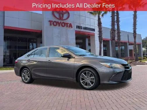 2016 Toyota Camry SE FWD photo