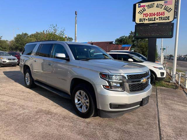 2015 Chevrolet Suburban LS RWD photo