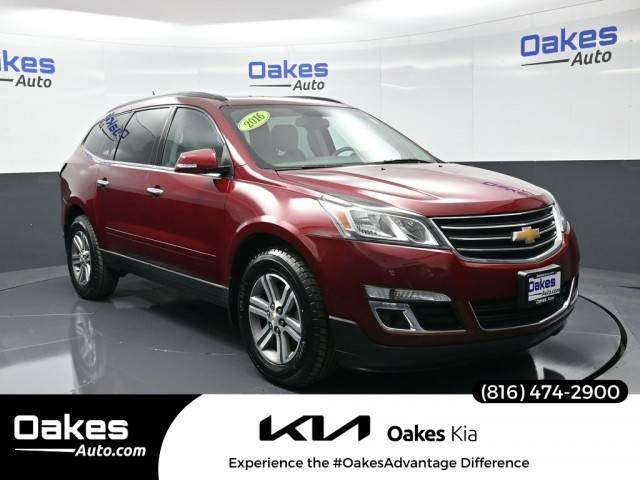 2016 Chevrolet Traverse LT FWD photo