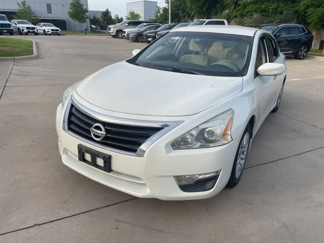 2015 Nissan Altima 2.5 S FWD photo