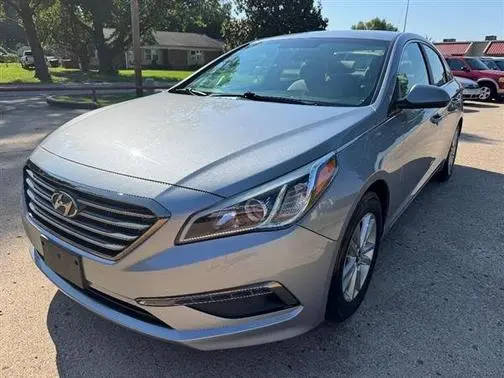 2015 Hyundai Sonata 2.4L SE FWD photo