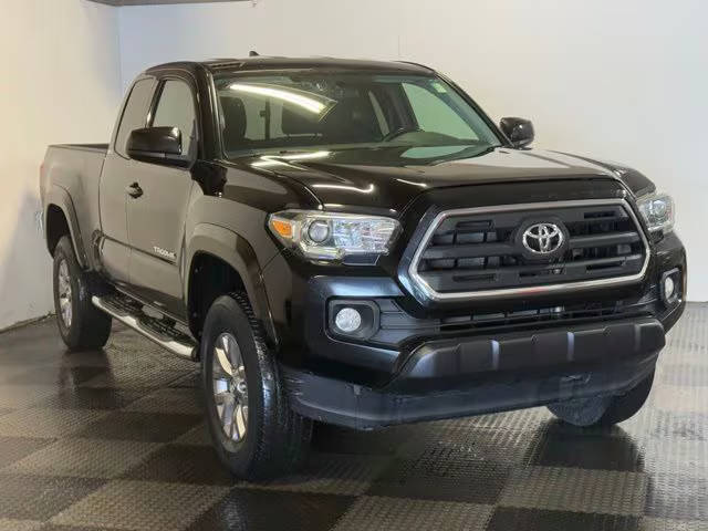 2016 Toyota Tacoma SR5 4WD photo