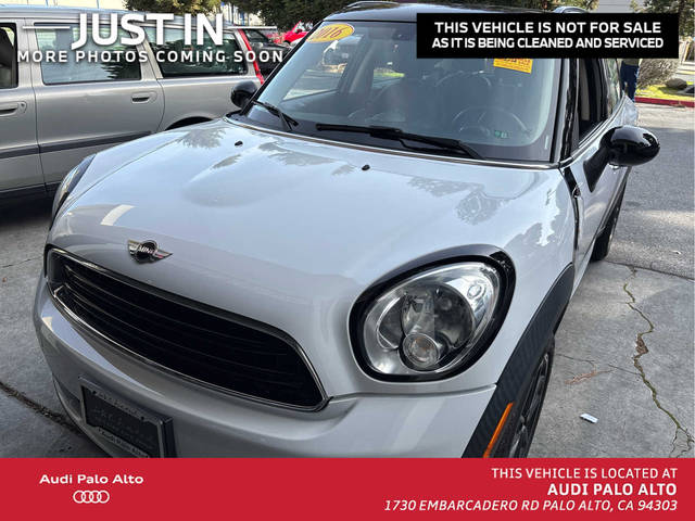 2016 MINI Countryman  FWD photo