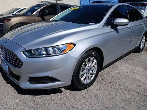 2015 Ford Fusion S FWD photo