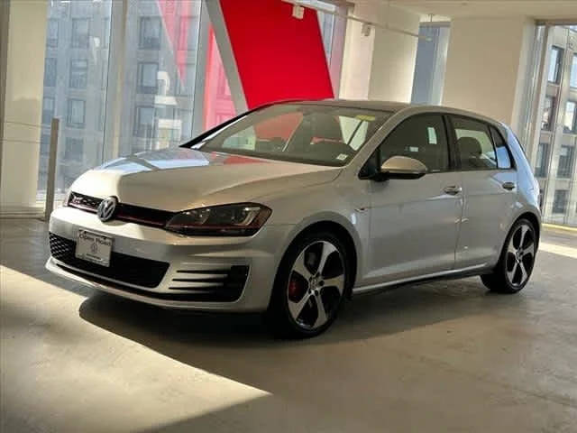 2016 Volkswagen Golf GTI Autobahn w/Performance Pkg FWD photo