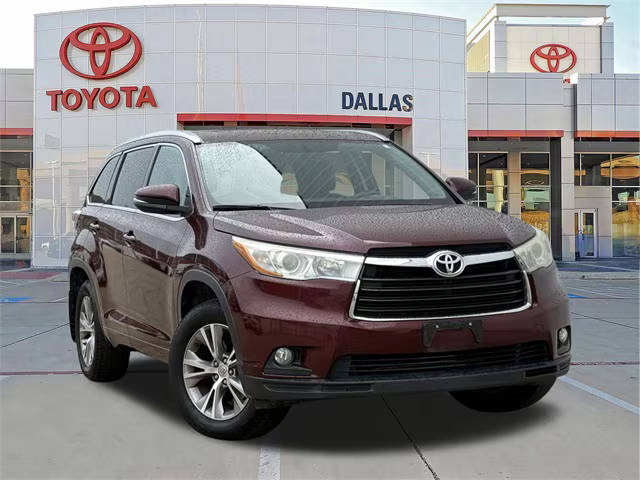 2015 Toyota Highlander XLE AWD photo