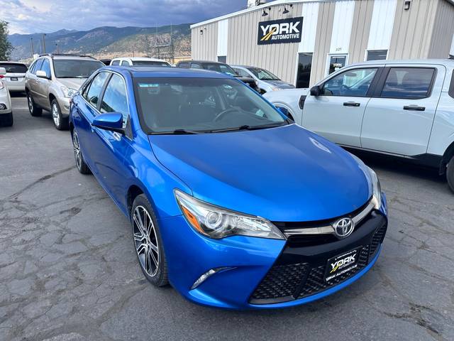 2016 Toyota Camry SE FWD photo