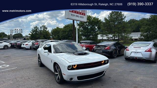 2015 Dodge Challenger R/T Plus Shaker RWD photo