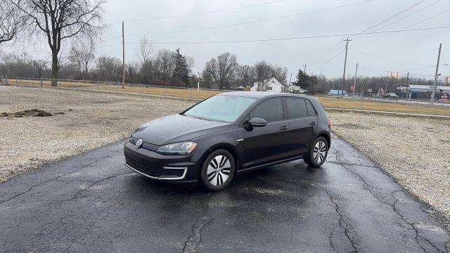2016 Volkswagen e-Golf SEL Premium FWD photo