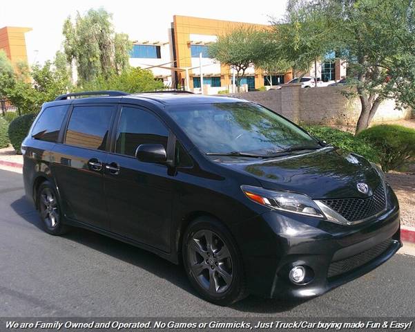 2015 Toyota Sienna SE Premium FWD photo
