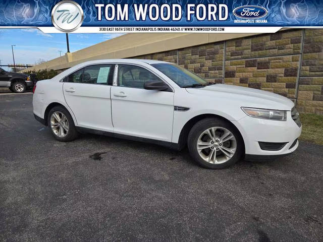 2015 Ford Taurus SE FWD photo
