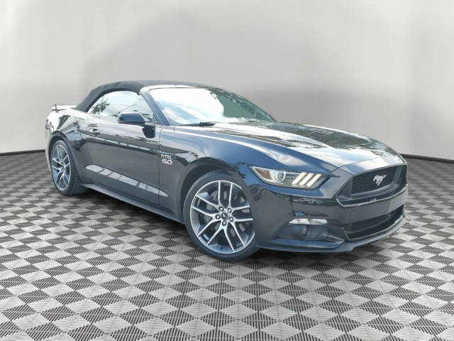 2015 Ford Mustang GT Premium RWD photo