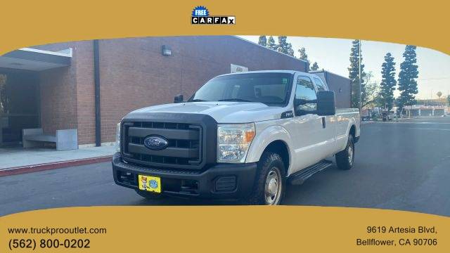 2015 Ford F-350 Super Duty XL RWD photo
