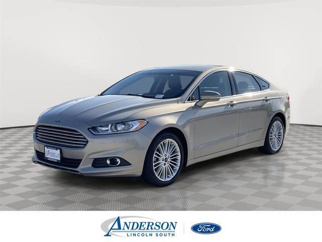 2016 Ford Fusion SE FWD photo