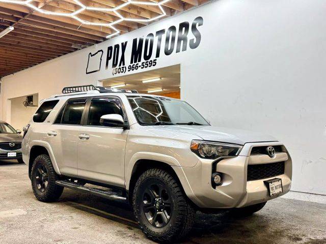 2016 Toyota 4Runner SR5 4WD photo