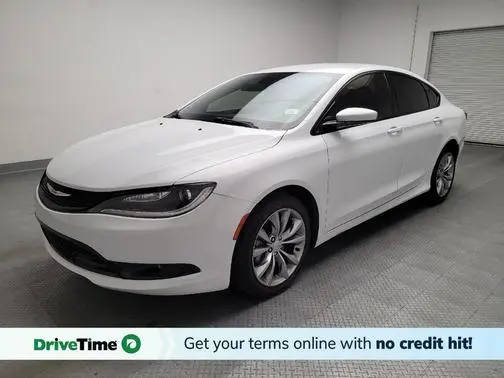 2016 Chrysler 200 S FWD photo