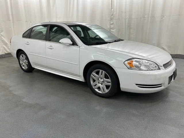 2015 Chevrolet Impala LT FWD photo