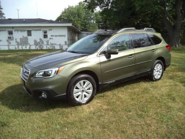 2015 Subaru Outback 2.5i Premium AWD photo