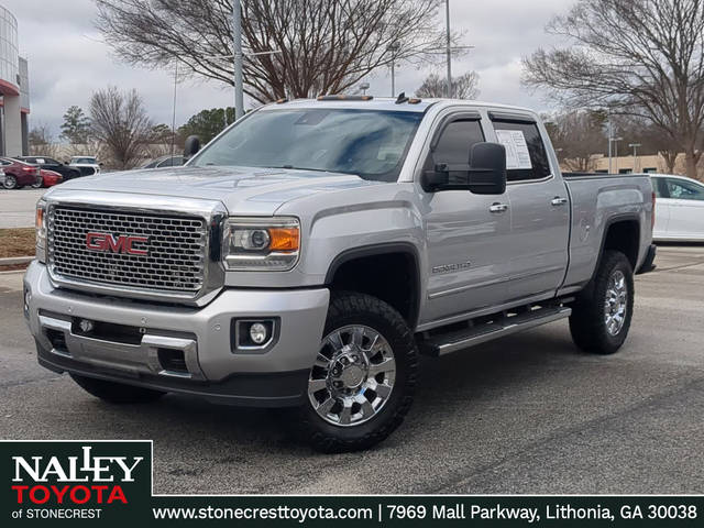 2015 GMC Sierra 2500HD Denali 4WD photo