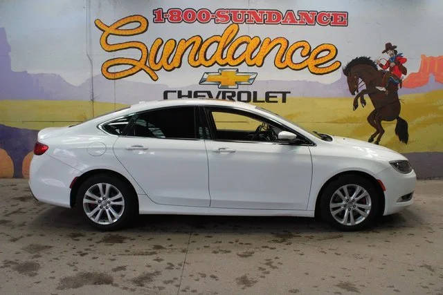 2015 Chrysler 200 C FWD photo