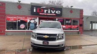 2015 Chevrolet Suburban LT 4WD photo