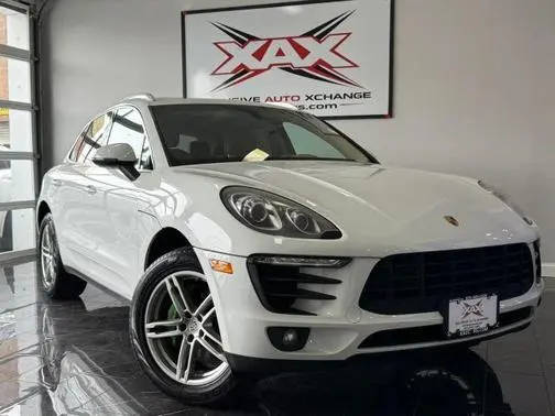 2016 Porsche Macan S AWD photo