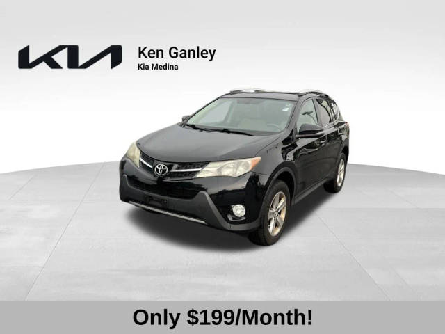 2015 Toyota RAV4 XLE AWD photo