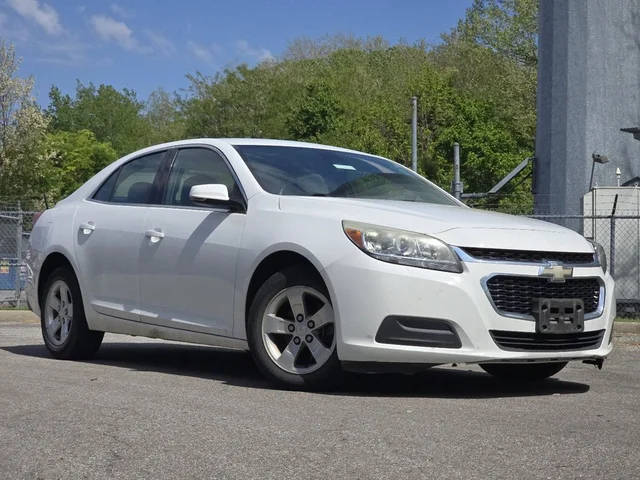 2015 Chevrolet Malibu LT FWD photo