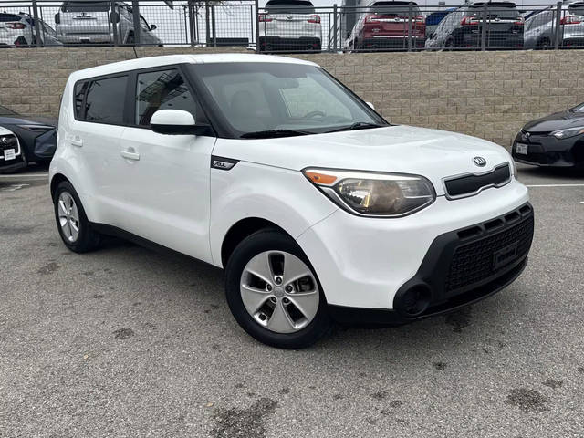 2016 Kia Soul Base FWD photo