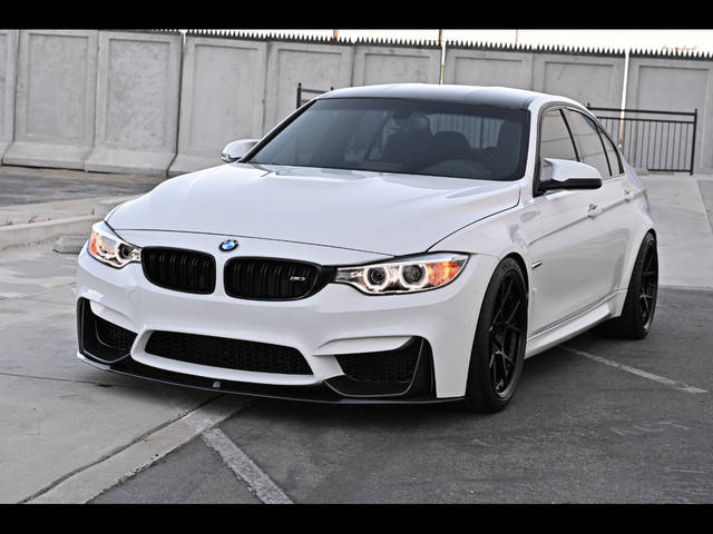 2016 BMW M3  RWD photo