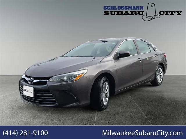 2015 Toyota Camry LE FWD photo