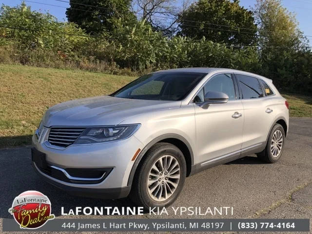 2016 Lincoln MKX Select FWD photo