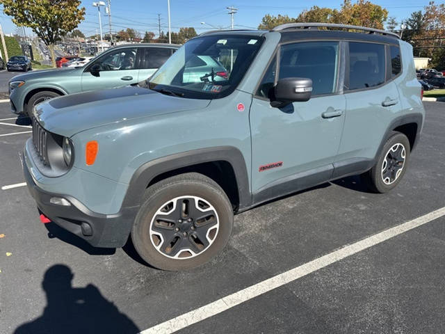 2015 Jeep Renegade Trailhawk 4WD photo