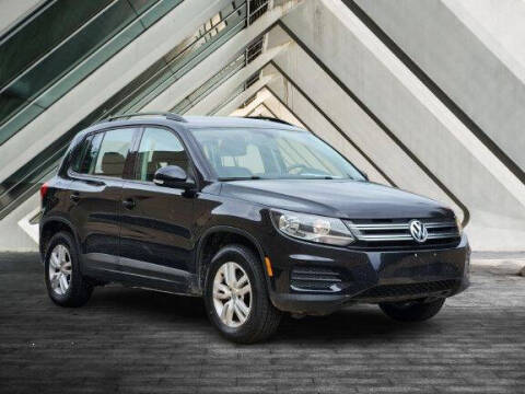 2016 Volkswagen Tiguan S AWD photo