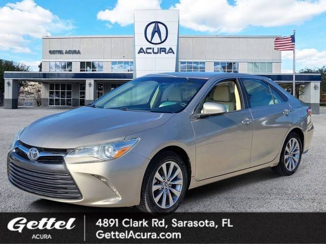 2016 Toyota Camry XLE FWD photo