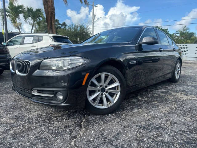 2016 BMW 5 Series 528i xDrive AWD photo