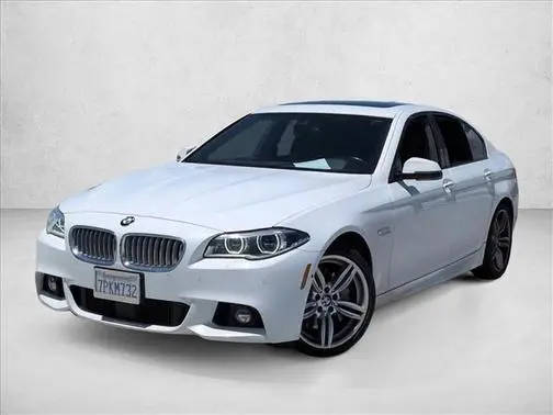 2016 BMW 5 Series 550i RWD photo
