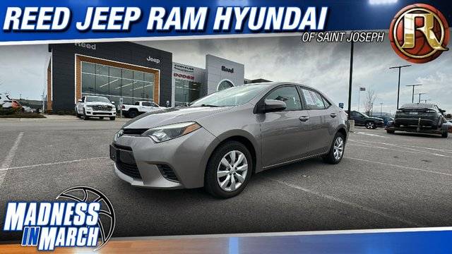 2016 Toyota Corolla LE FWD photo