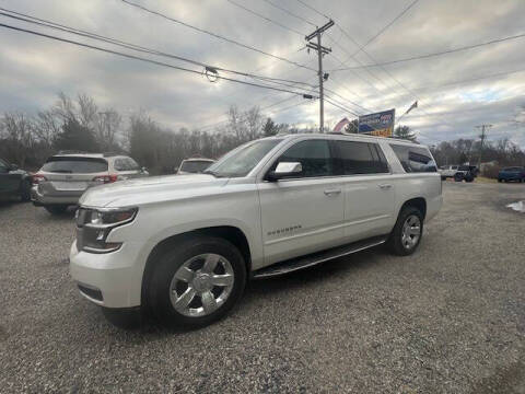 2016 Chevrolet Suburban LTZ 4WD photo