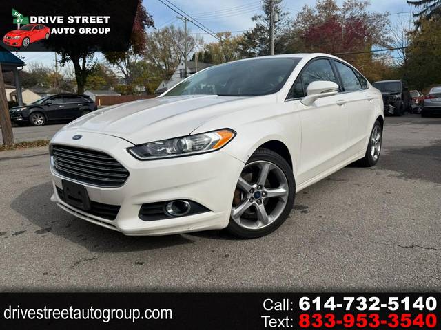 2016 Ford Fusion SE FWD photo