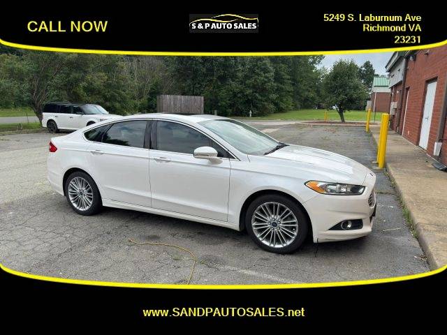 2016 Ford Fusion SE FWD photo