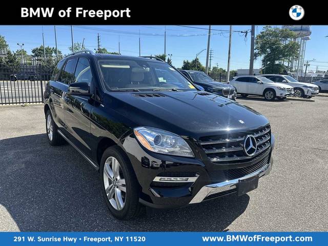 2015 Mercedes-Benz M-Class ML 350 AWD photo
