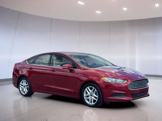 2016 Ford Fusion SE FWD photo